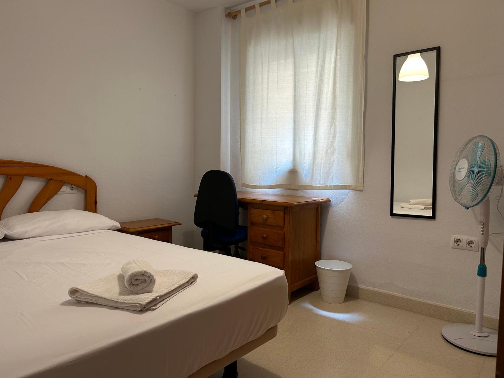 Garden Teatinos, Apartamento Con Piscina Y Ac Malaga Bagian luar foto