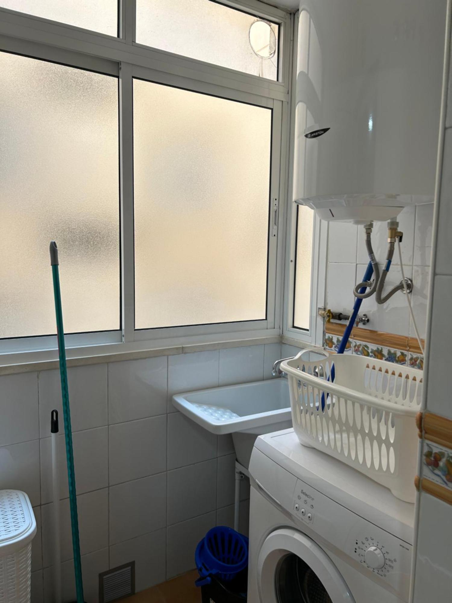 Garden Teatinos, Apartamento Con Piscina Y Ac Malaga Bagian luar foto