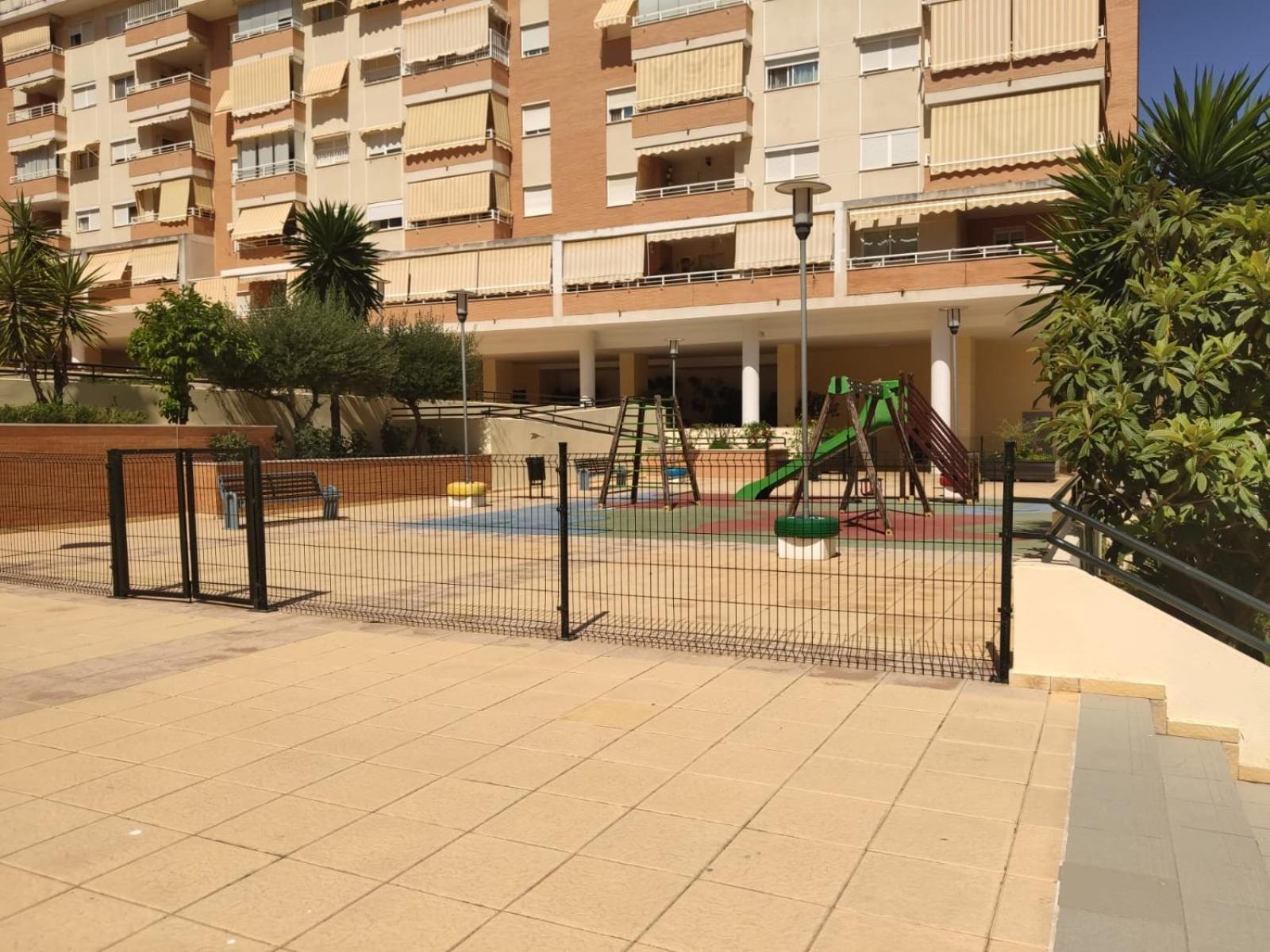 Garden Teatinos, Apartamento Con Piscina Y Ac Malaga Bagian luar foto